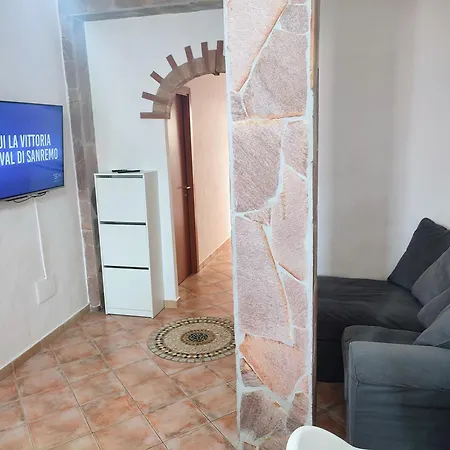 Enjoy House Sardinia Vista Mare 아파트 SantʼAntìoco