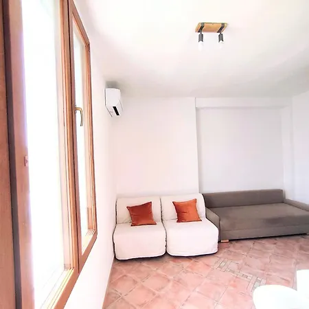 Enjoy House Sardinia Vista Mare * SantʼAntìoco