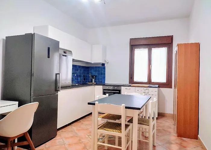 Enjoy House Sardinia Vista Mare SantʼAntìoco