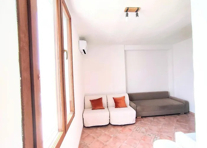 Enjoy House Sardinia Vista Mare * SantʼAntìoco